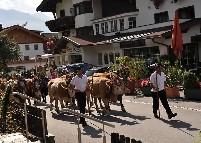 Ξενοδοχείο Tipotsch 3*