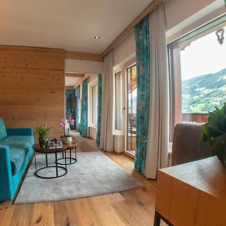 Tipotsch Hotel