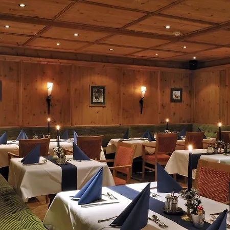 Hotel Tipotsch 3*