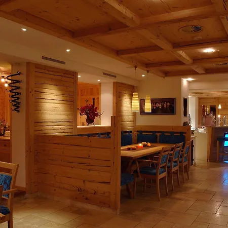 Tipotsch Hotel 3*